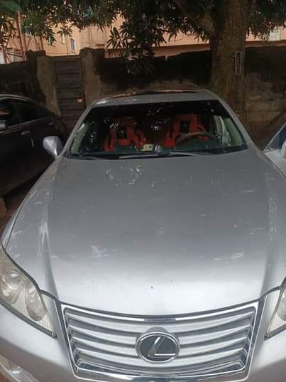 A picture of Highest grade Lexus Es 350 Everything is intact Untapped engine