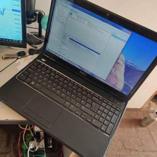 A picture of Dell laptop i5 6gb ram 500gb storage weak battery in