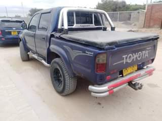 used toyota hilux