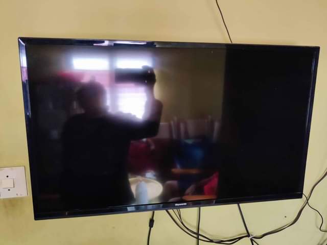 A picture of Naiuza Tv Ya Sky worth NCH 32 Nicheki Kwa No