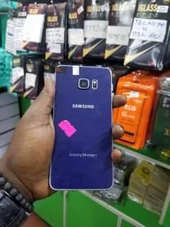A picture of Galaxy S6 duos 250k