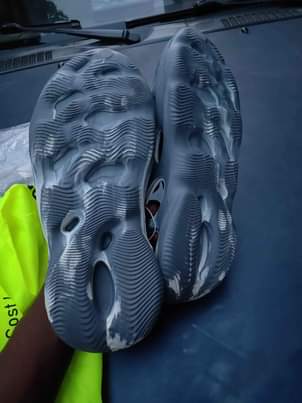 A picture of Runner sandal
