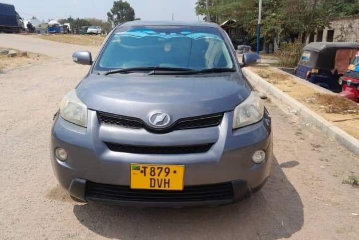 used toyota ist