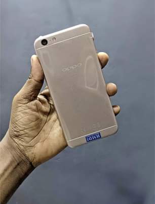 A picture of Oppo a57 gb64
