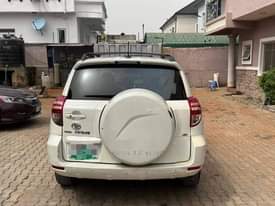 A picture of Toyota rav4 2009 Location lekki phase1 Price 5 4m net