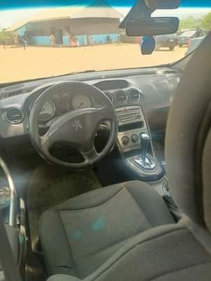 A picture of Peugeot 308