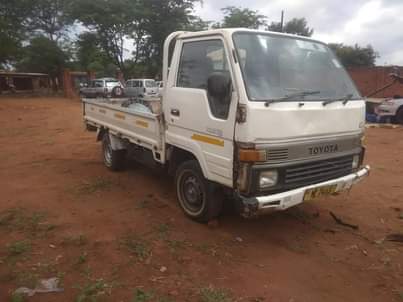used toyota hiace