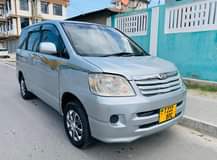 A picture of TOYOTA NOAH Bei million 4.8