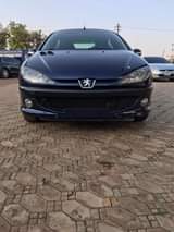 A picture of Peugeot 206 blue colour