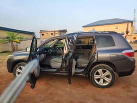 A picture of Foreign Used Toyota Highlander 2013 ojota Lagos