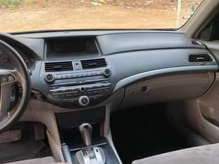 A picture of Honda Accord 2008 first body registered
