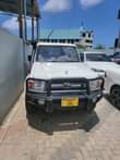 A picture of 2016 toyota land