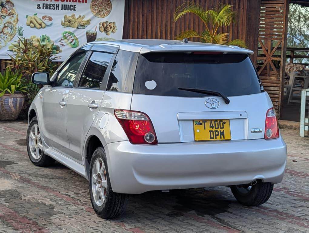 A picture of Toyota ist on sale bei 12 8M0753322015