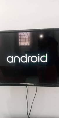 A picture of TV Samsung inch 32 imenyooka