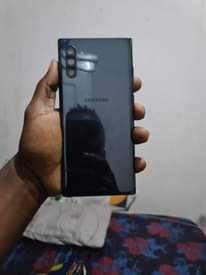 A picture of Nauza samsung izo