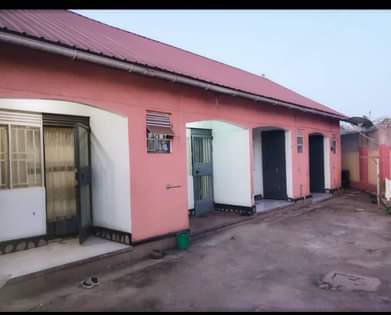 houses makindye
