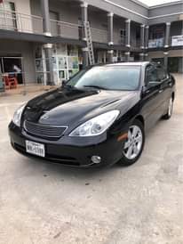 A picture of Lexus es330