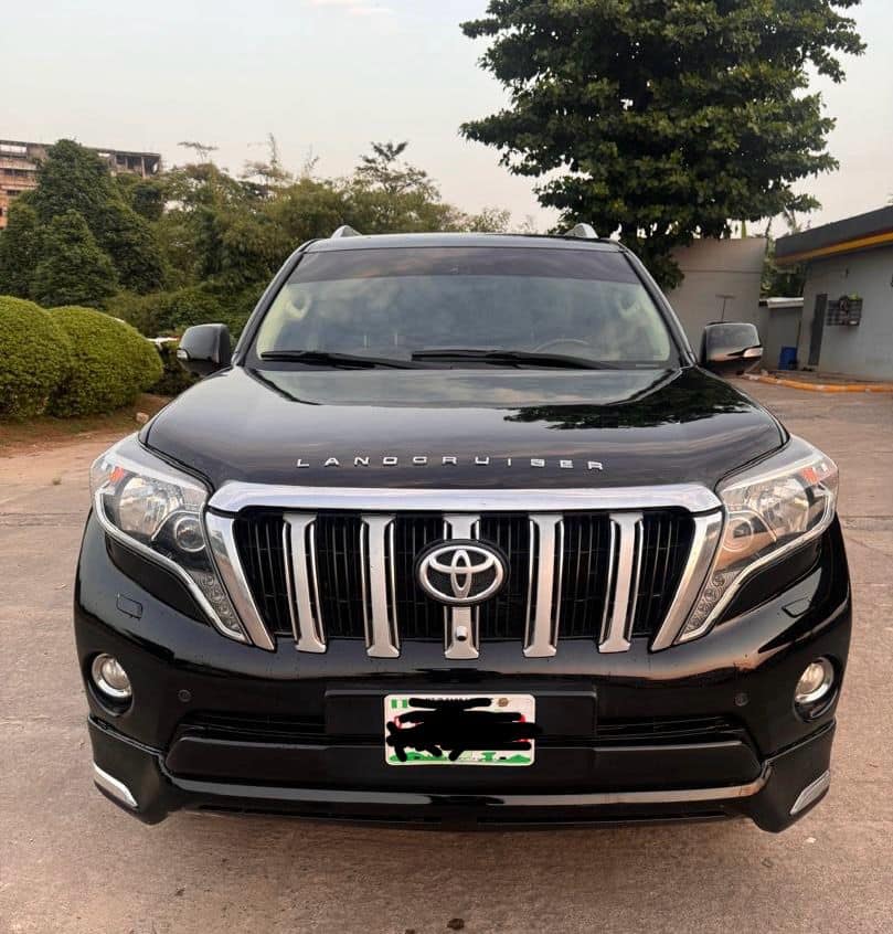 A picture of NIGERIAN USED 2015 TOYOTA PRADO TXL