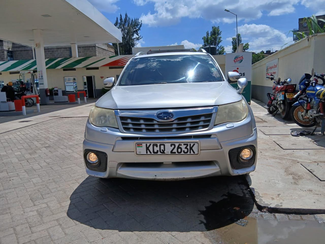 A picture of Subaru Forester SH