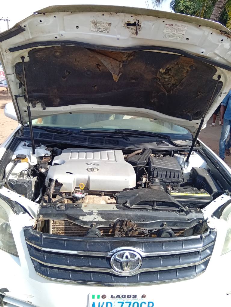 A picture of Avalon full options Working well First body
