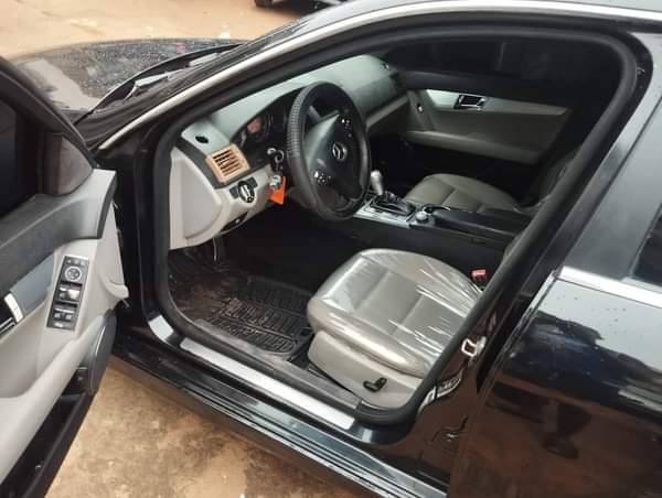 A picture of Distress sale first come first serve MR KEN AUTOs Ur