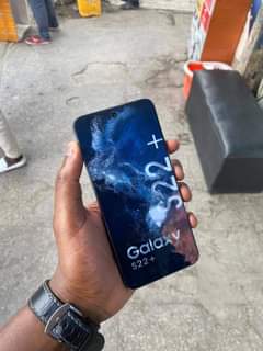 samsung s22