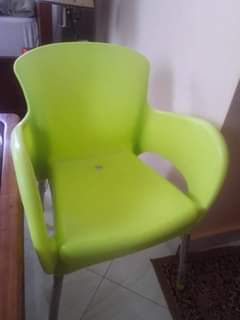 A picture of Kiti cha plastic