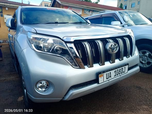 A picture of TOYOTA LANDCRUISER