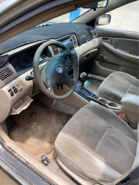 A picture of Toyota Corolla 2004
