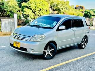 A picture of TOYOTA RAUMU