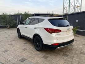 A picture of Hyundai Santa Fe