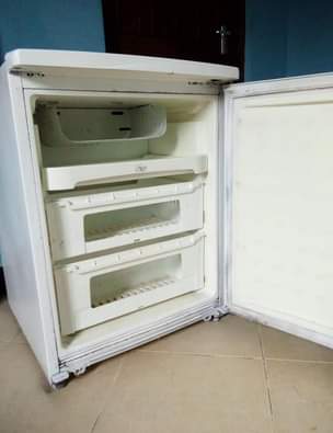 A picture of 170000 call 0655194001