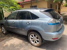 A picture of Lexus Rx 330