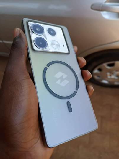 A picture of Infinix Note 40prp