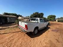 used toyota hilux