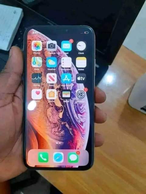 A picture of IPHONE XS MAX