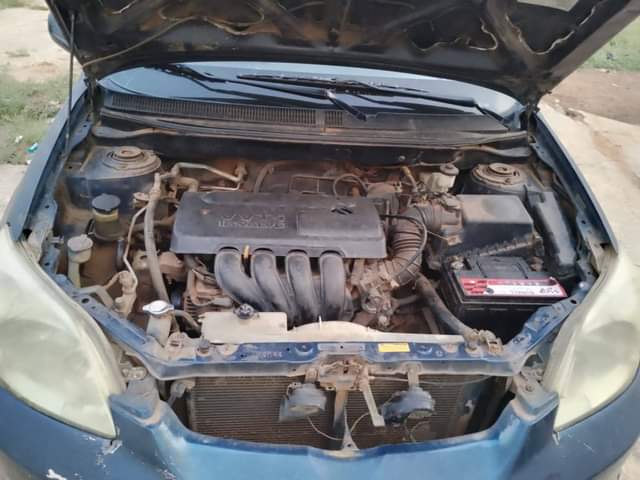 A picture of Toyota matrix 2004