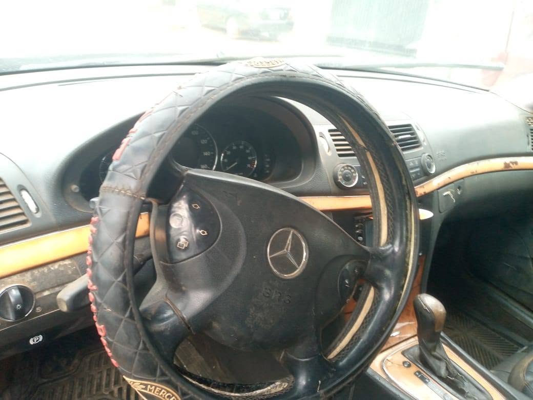 A picture of Mercedes Benz E350