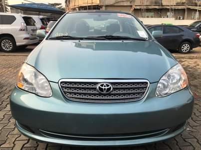 A picture of 2005 Toyota Corolla Le