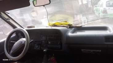 A picture of 1999 Toyota Hiace Bus