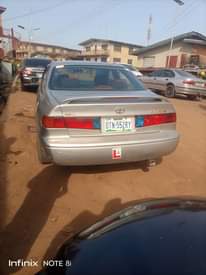 A picture of Camry droplight