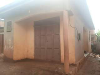 A picture of HOUSE