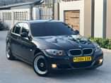 A picture of BMW 3 SERIES