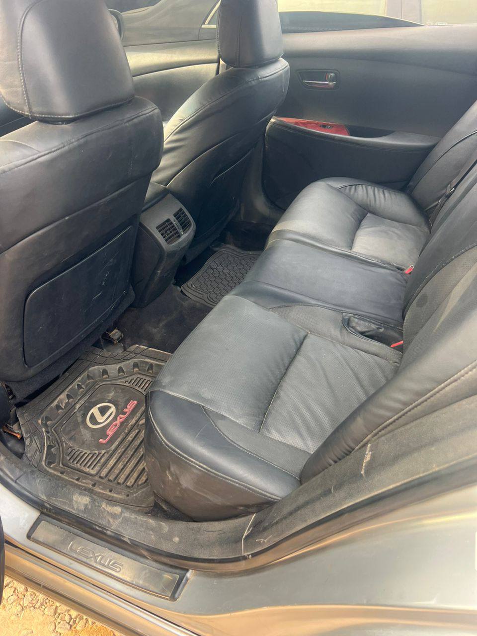 A picture of Lexus ES 350