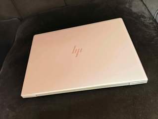 A picture of Hp elitebook 840 G5 Core i5