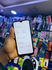 A picture of Redmi 8