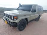 A picture of Toyota landcruiser hard top nauza million 40 maongezi kwenye gari