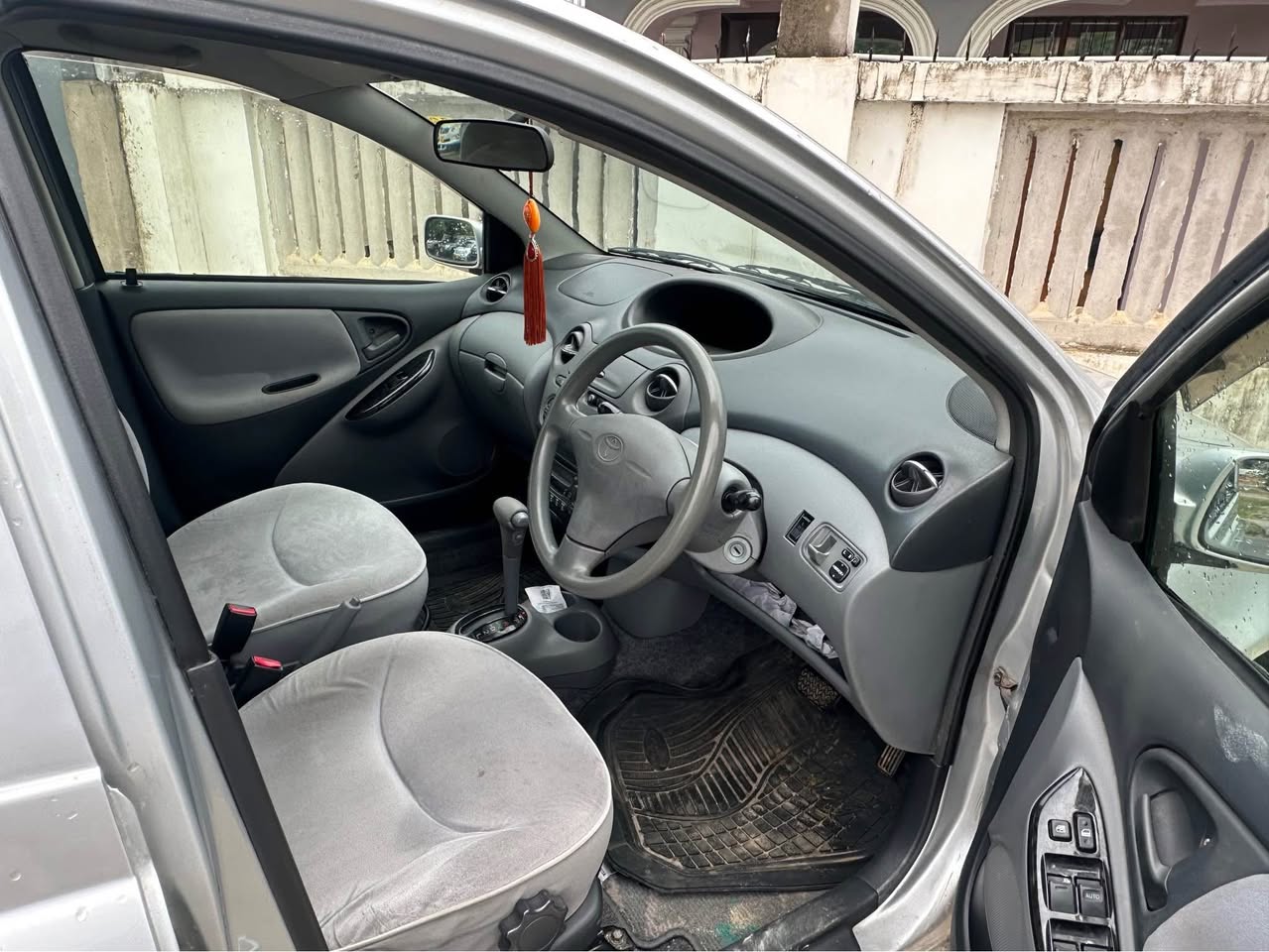 A picture of Vitz clavia