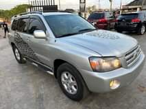 A picture of 2005 Toyota Highlander Limited Edition available for sale Buy and