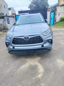 A picture of 2020 Toyota highlander